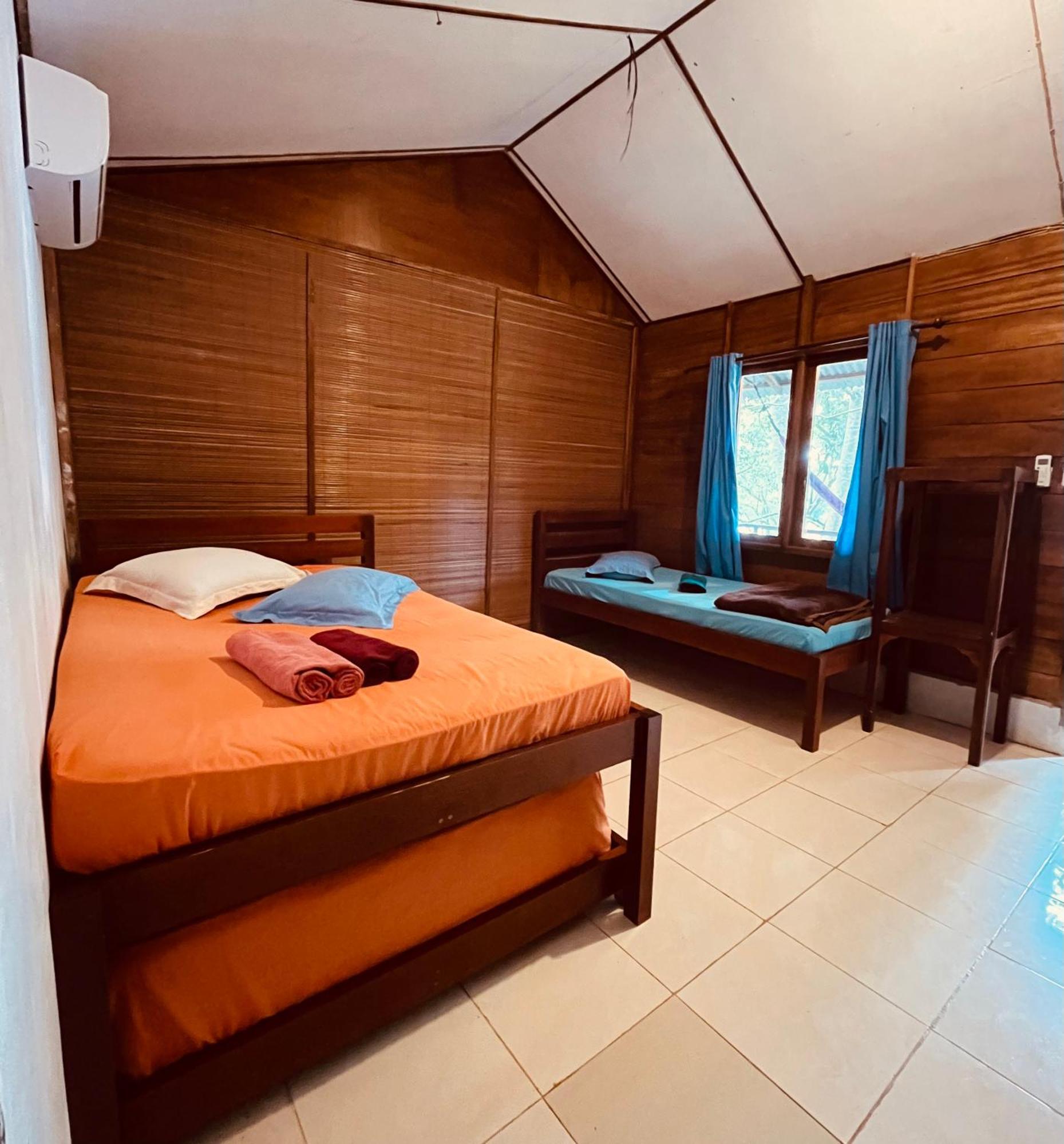 Olala Bungalows And Restaurant Sabang  Ngoại thất bức ảnh