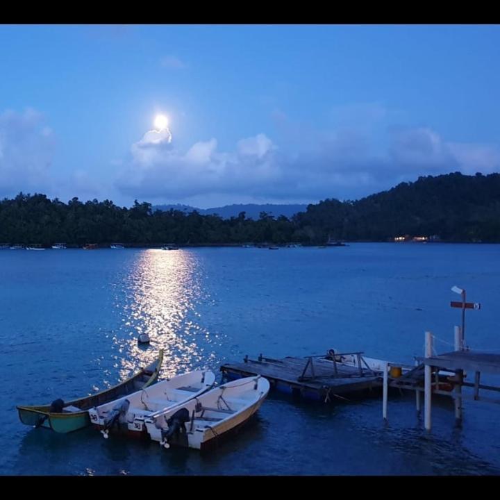 Olala Bungalows And Restaurant Sabang  Ngoại thất bức ảnh